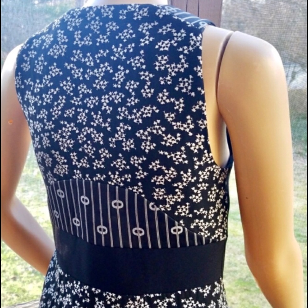 ▪️CARVEN▪️Retro Navy & White Multi-Pattern Buckle Jumper Midi Dress - Picture 4 of 7